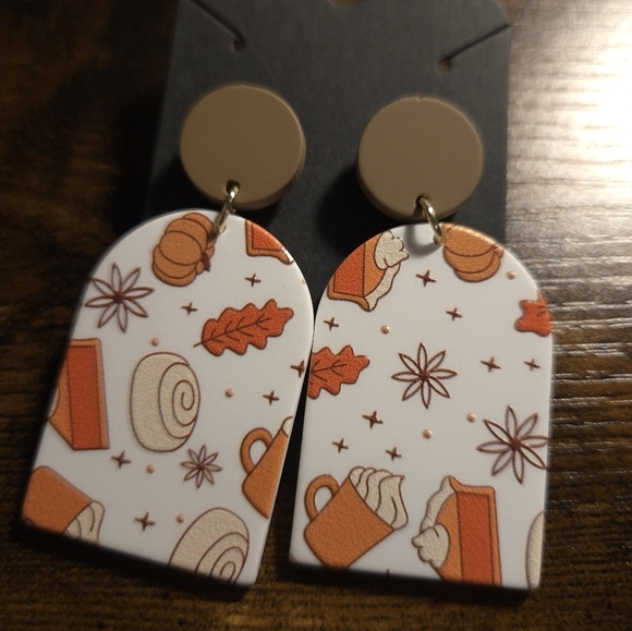 Jewelry - 3/$15 Fall Pumpkin Pie Earrings
